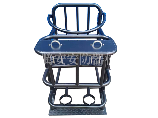 不銹鋼審訊椅廠家的參數(shù)是什么？